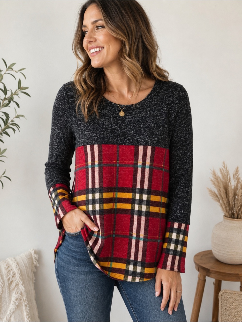 Black & Red Plaid Colorblock Long Sleeve Top Medium